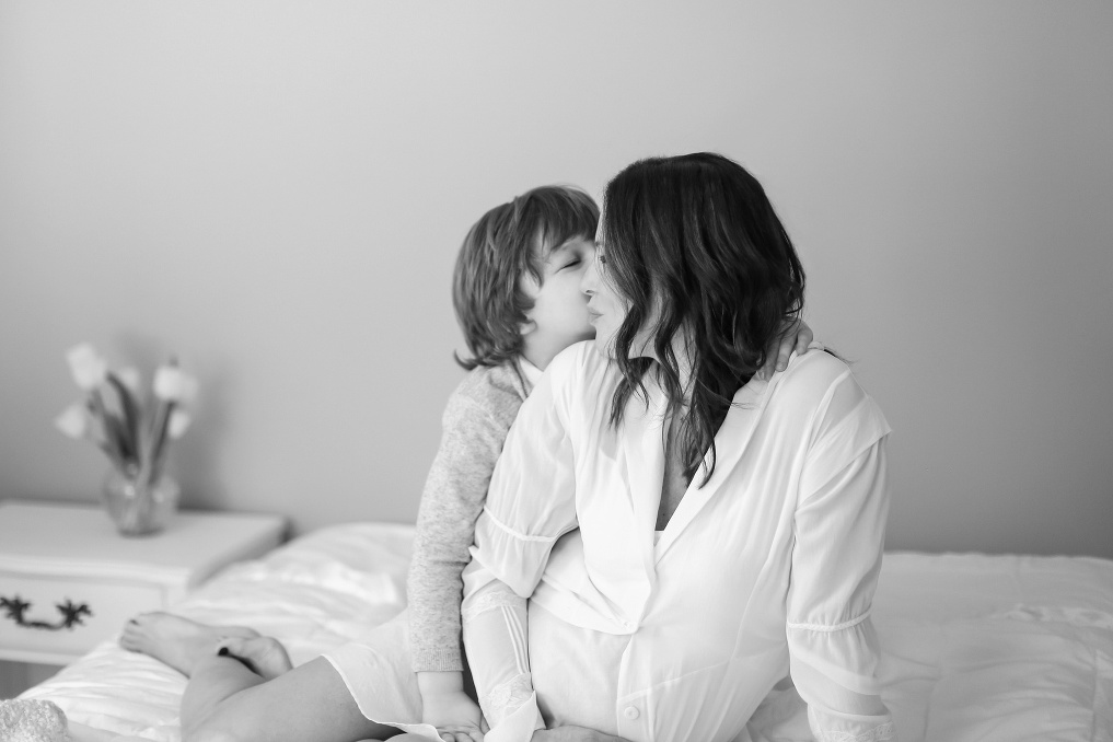 Mother and Son Maternity Session Preview, CT Family Photographer annemillerphotographer.com