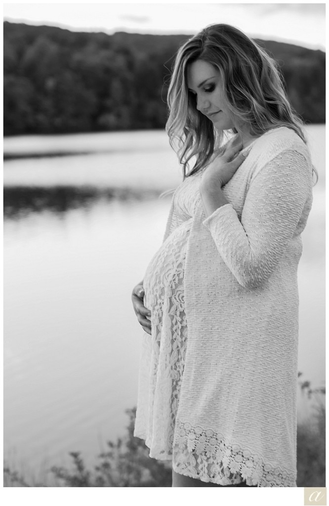West Hartford Connecticut Maternity Session by Anne Miller annemillerphotographer.com