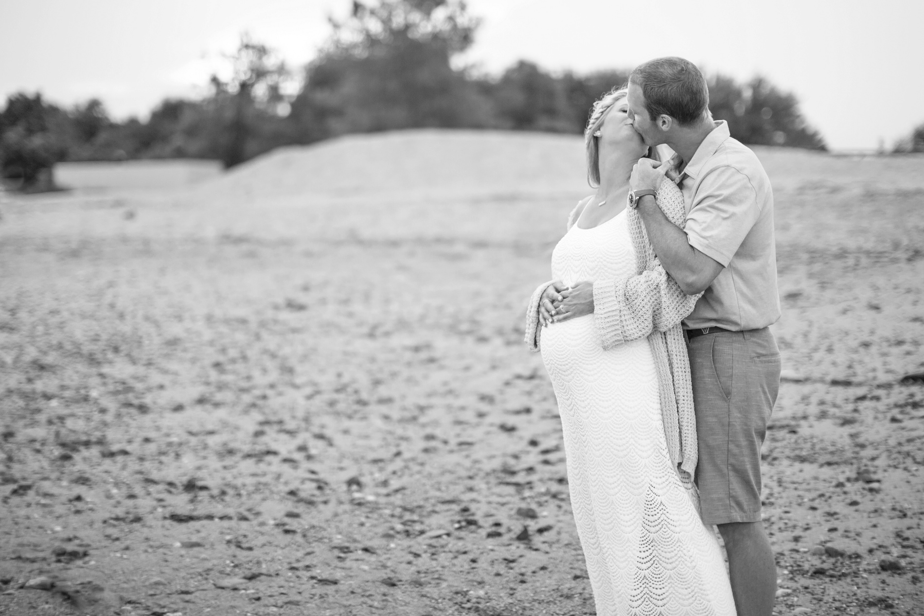 CT Beach Maternity Session by Anne Miller annemillerphotographer.com